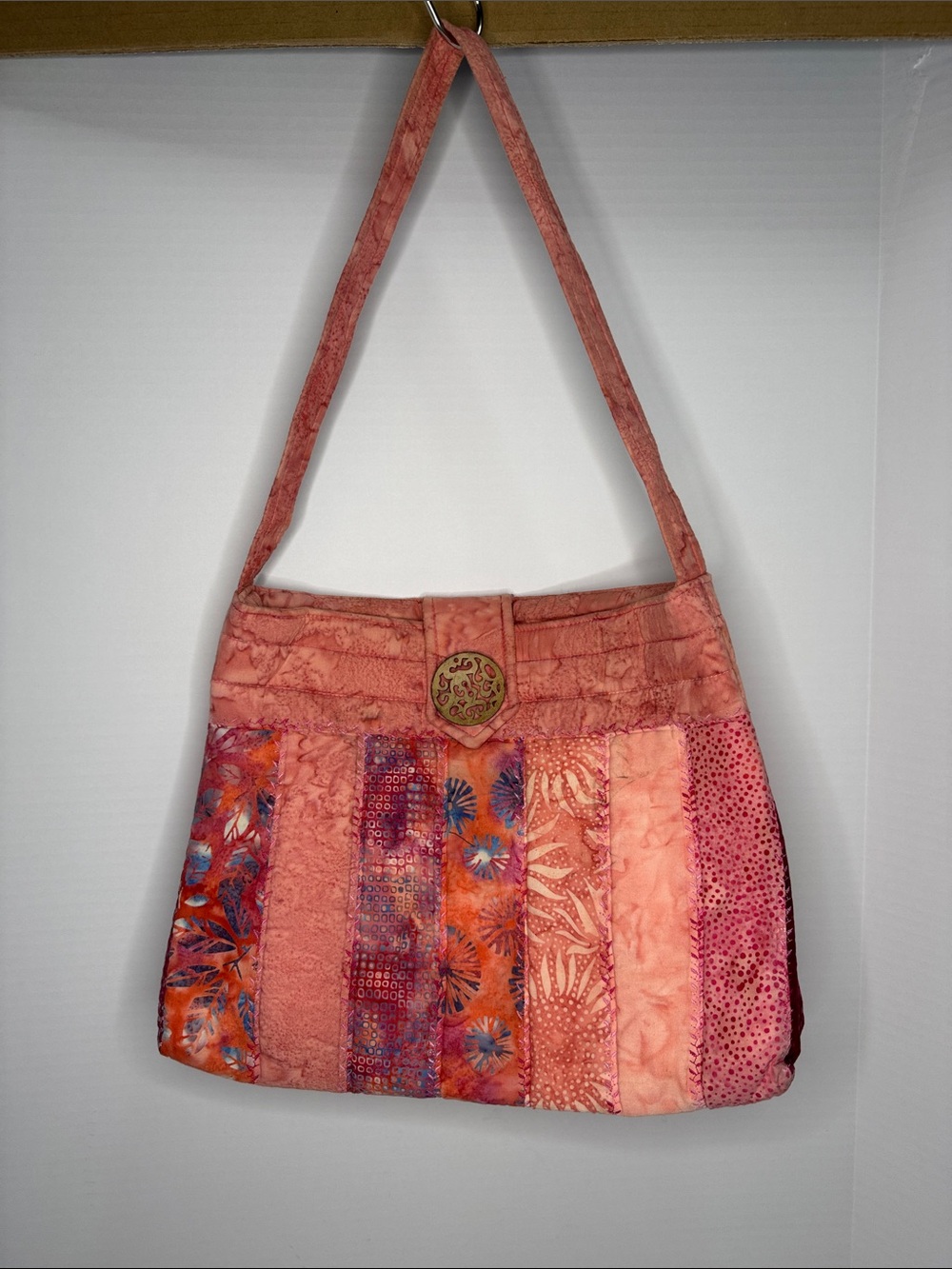 Quilted Batik Coral/Pink shoulder bag with matching cosmetic case